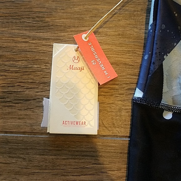 Maaji reversible activewear pants - Picture 2 of 4